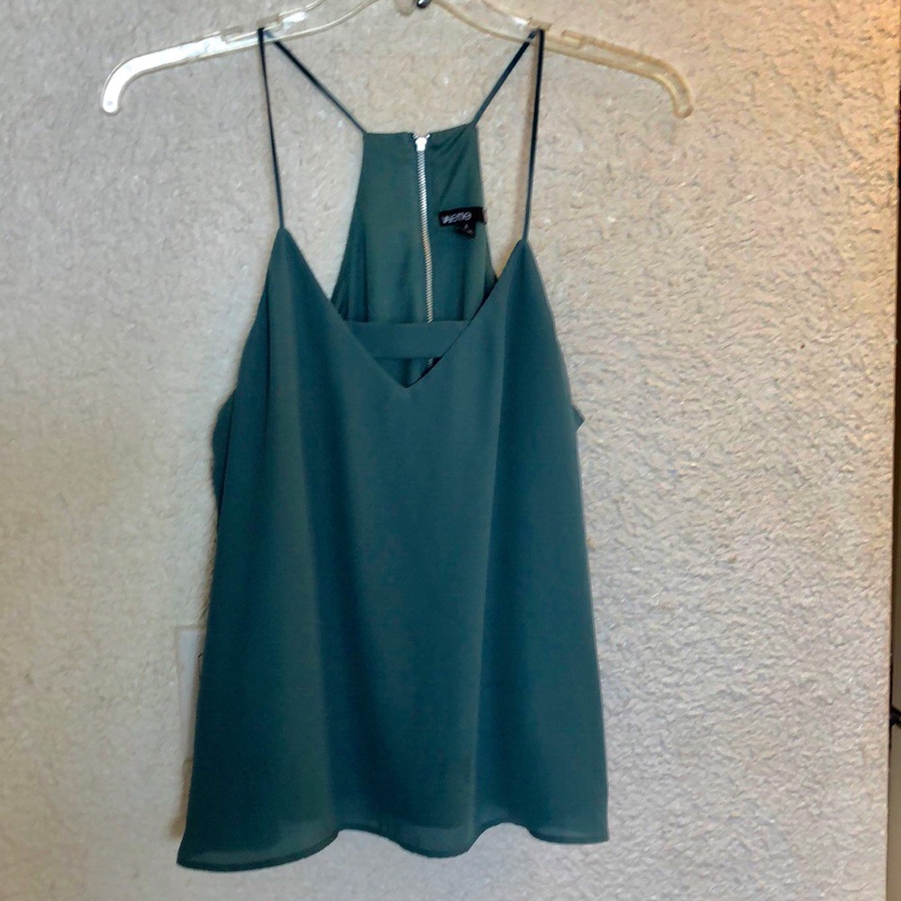 Sleeveless Top w/ Lining